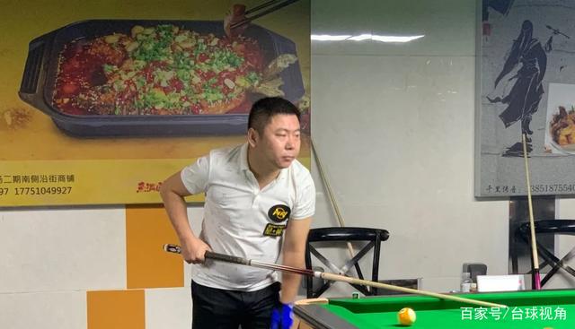 姆这样年轻 姆这样年轻