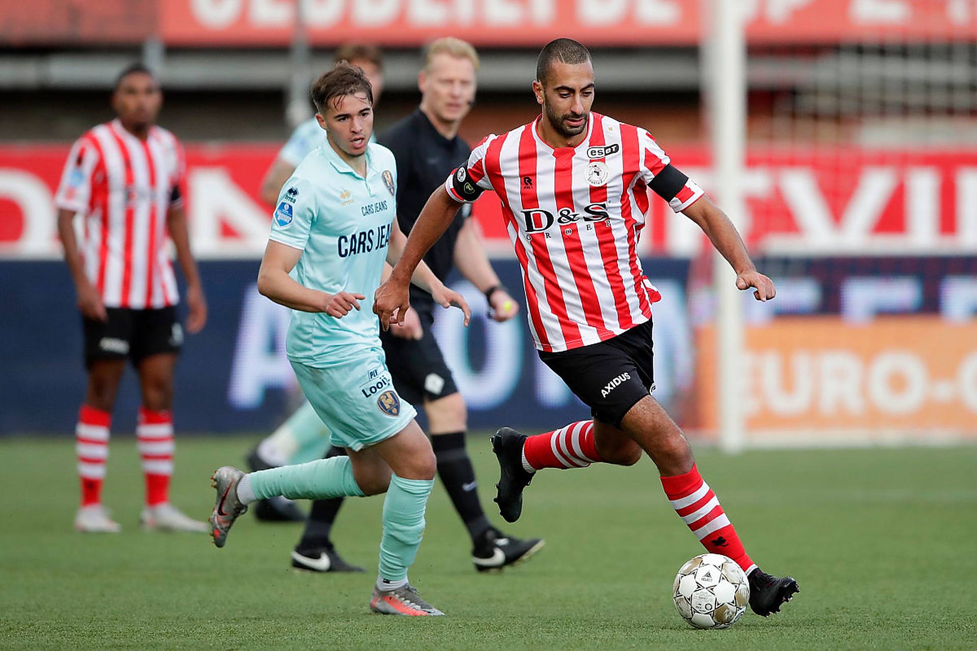 断榜前三是 断榜前三是